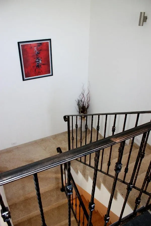 Villa Aleksandra Novigrad Istria クロアチア