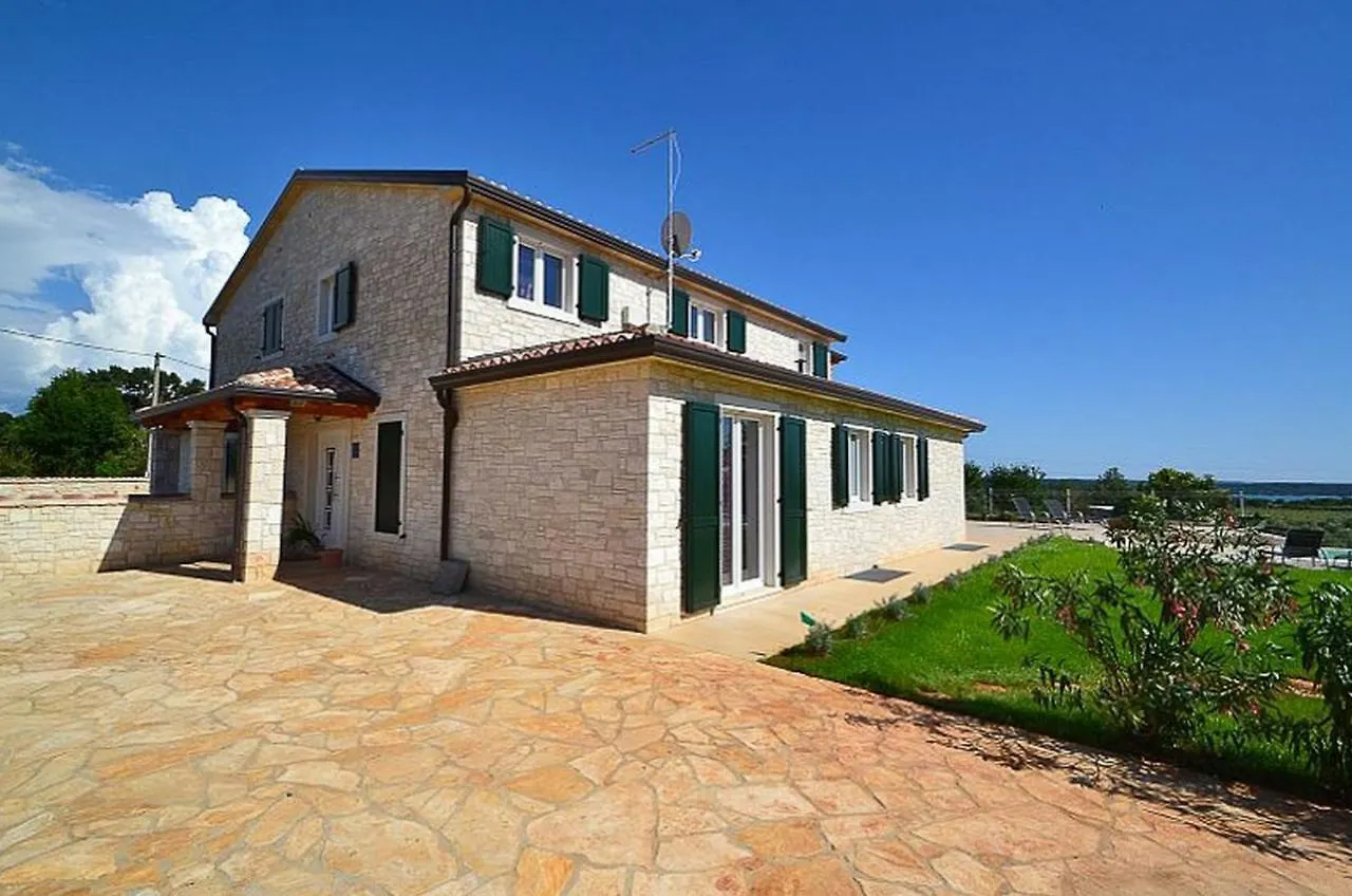 Villa Aleksandra Novigrad Istria 0*,  クロアチア