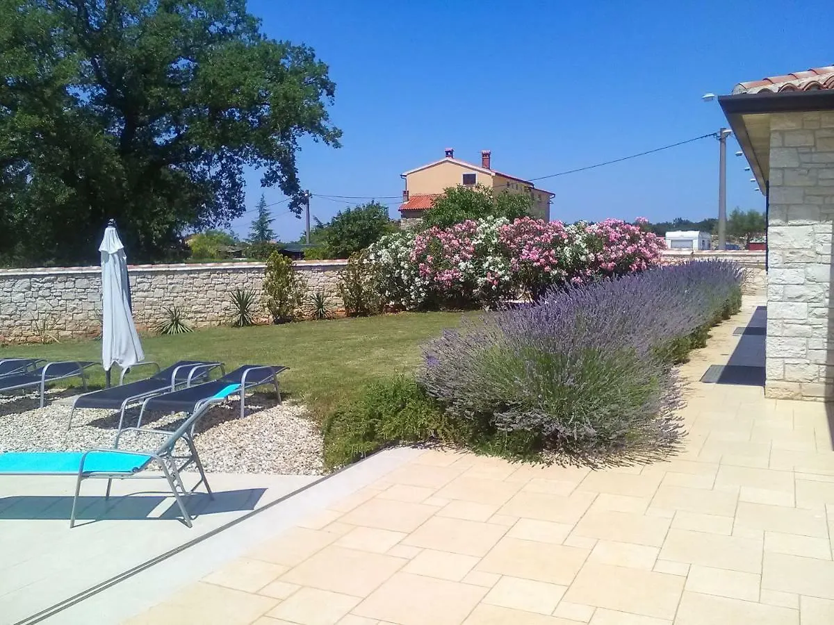 Villa Aleksandra Novigrad Istria